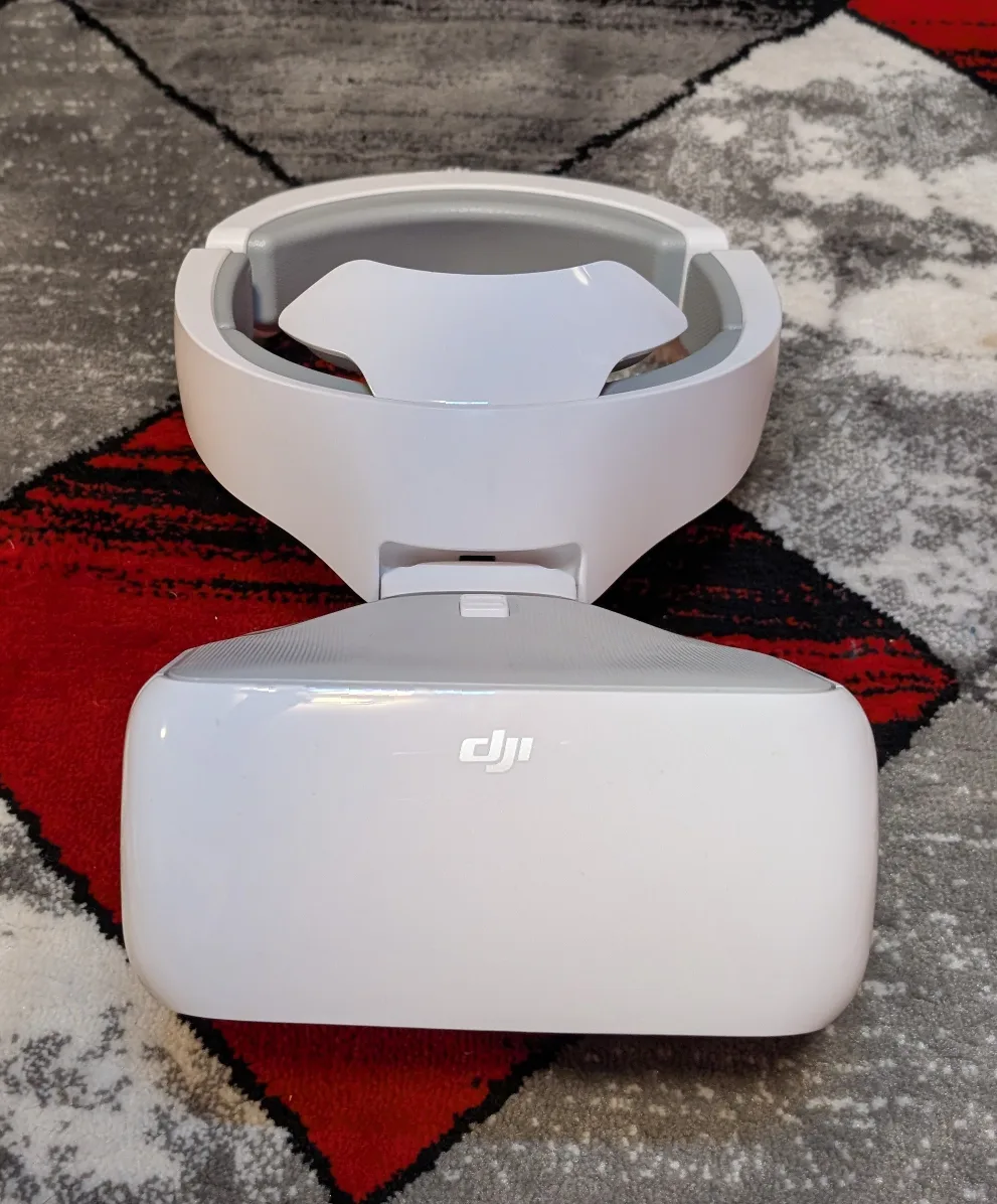 DJI  Goggles 1080p supports Mavic Pro, Phantom 4- image indicator(3)