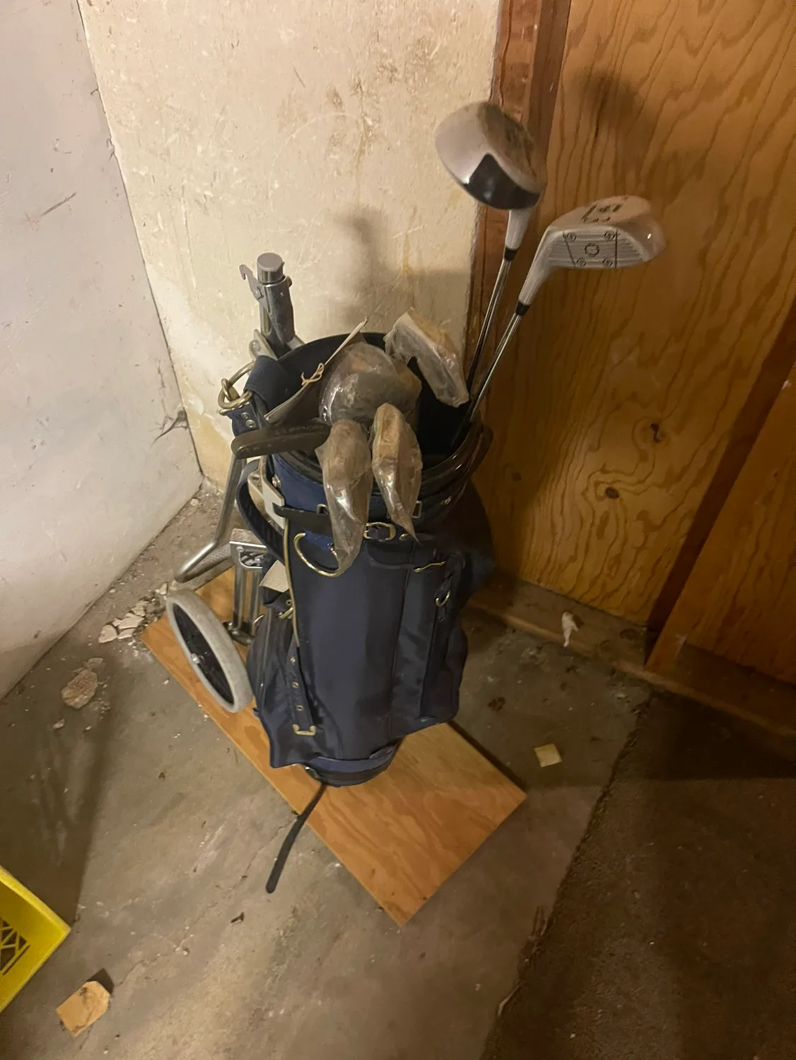 SCOT Golf Clubs and Bag & cart NEW image indicator(4)