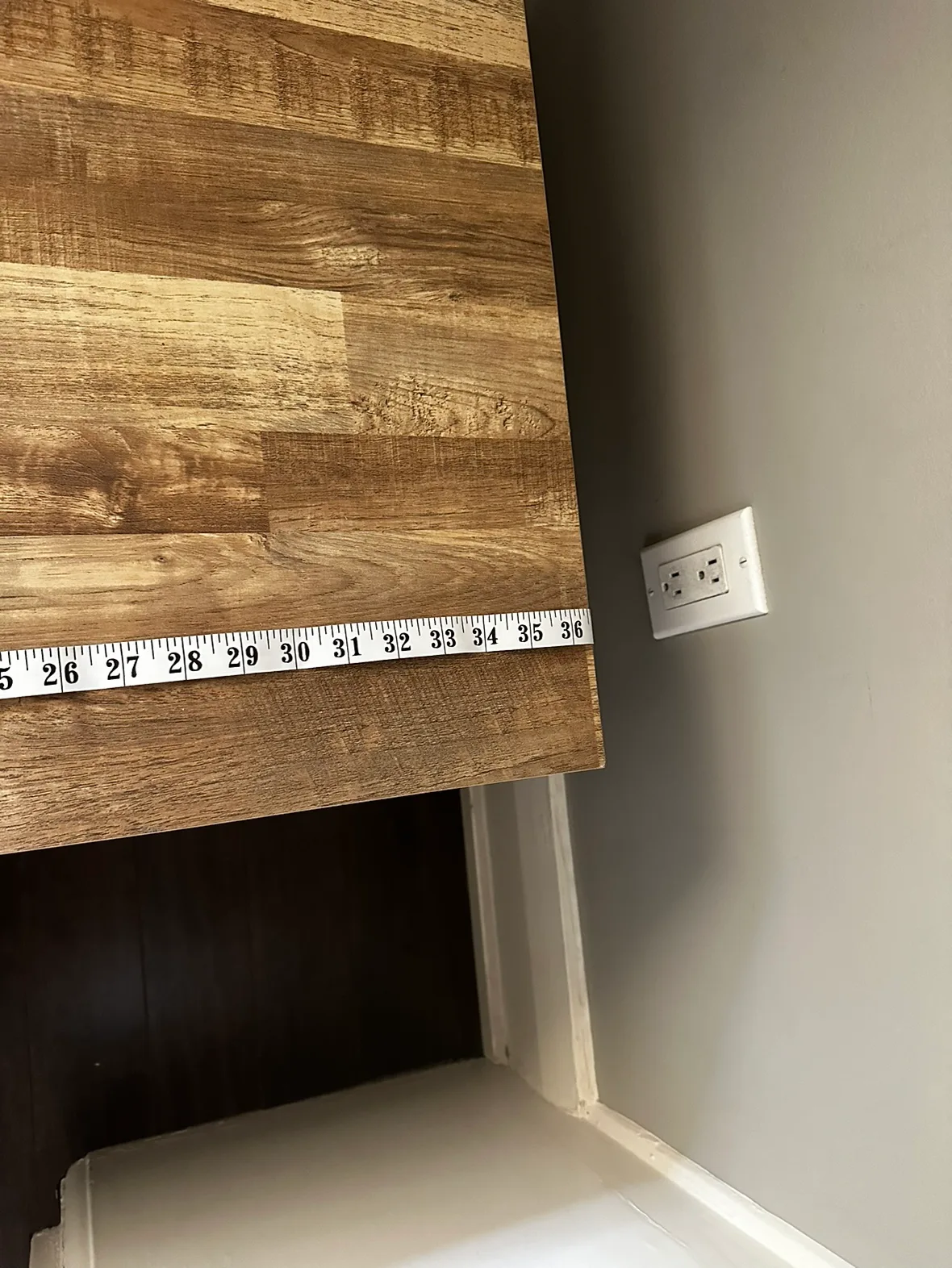 Signature Design by Ashley - Gerdinet Lift Top Coffee Table image indicator(8)