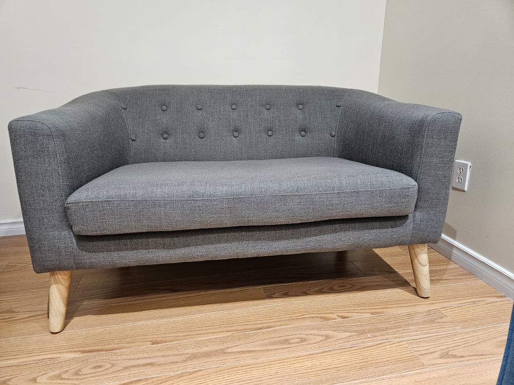 Grey loveseat - photo 3