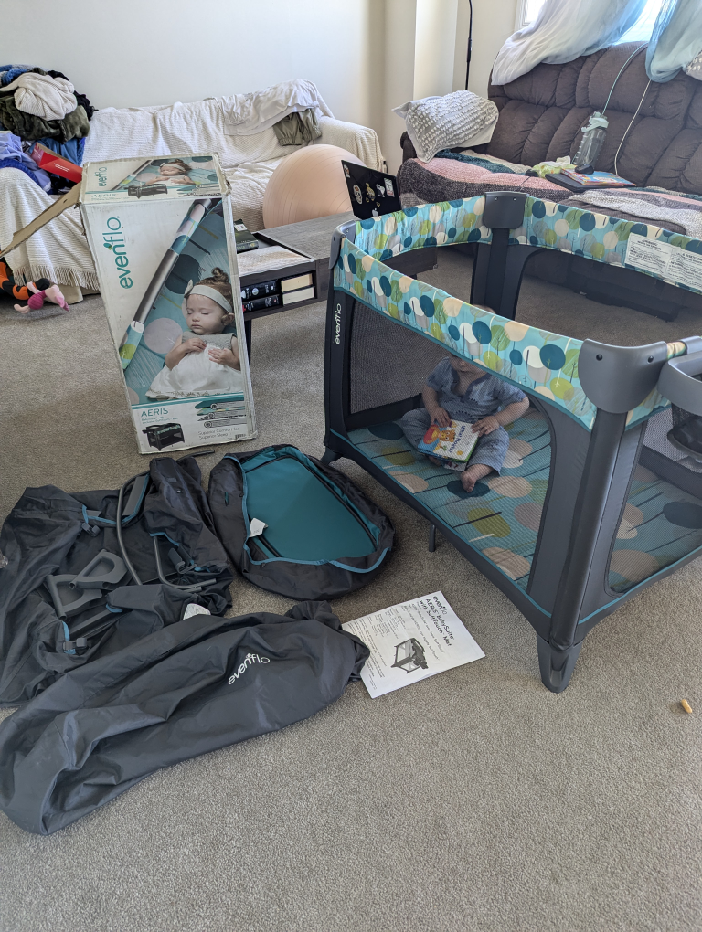Evenflo Aeris playpen - photo 4