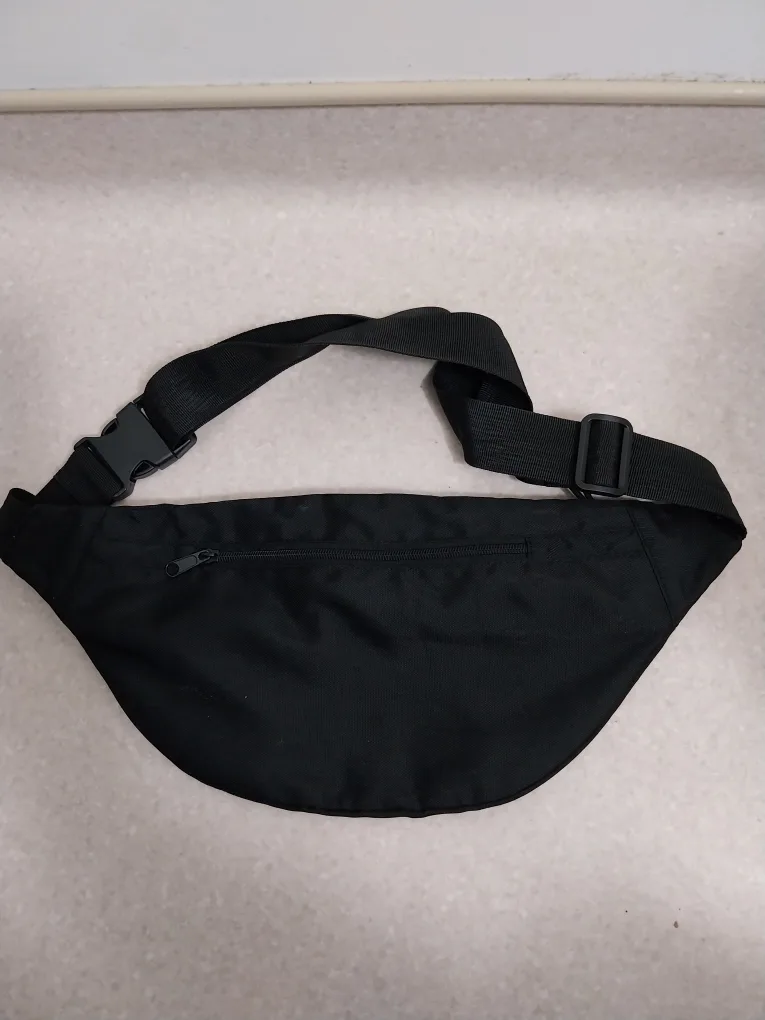 Black Fanny Pack image indicator(3)