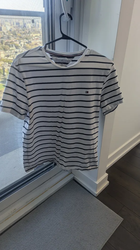 Tommy Hilfiger Striped T-Shirt thumbnail