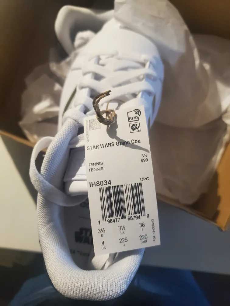 Kids Adidas Star Wars Grand Court shoes BNIB image indicator(3)