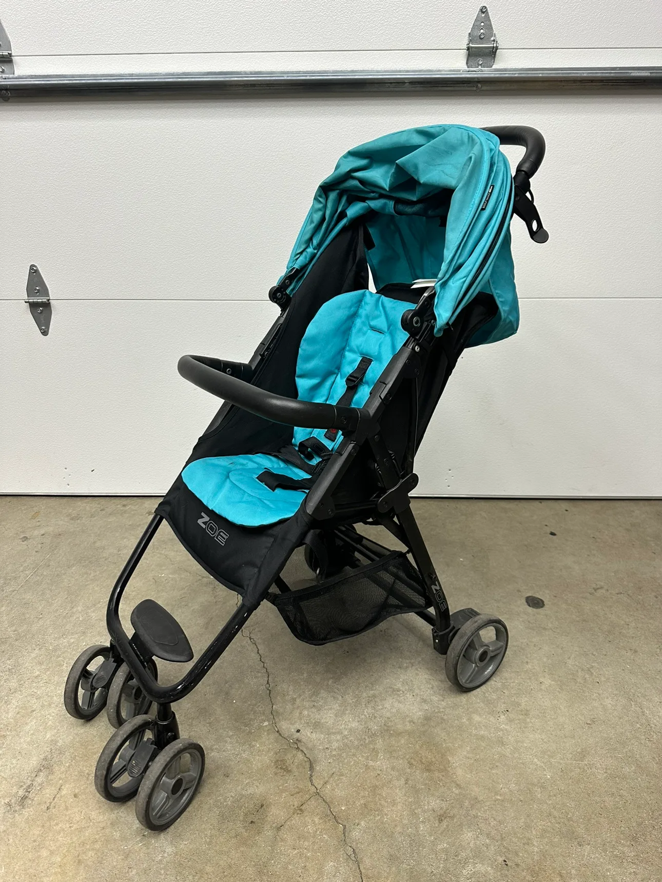 Compact Lightweight Travel Zoe Stroller image indicator(2)