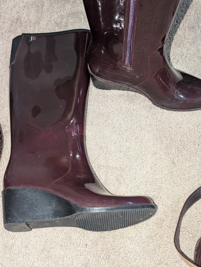 Jeanne Becker Burgundy Wedge Rain Boots - photo 2