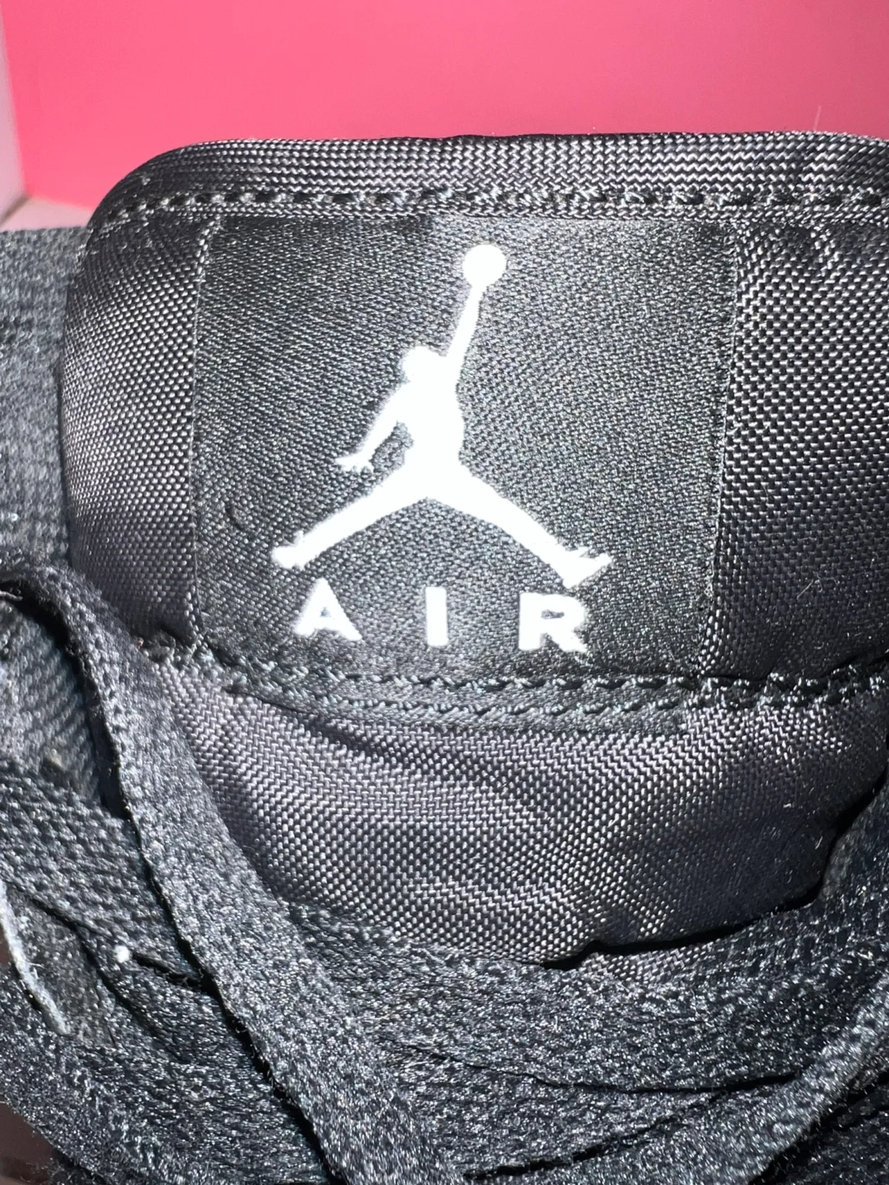 Air Jordan 1 Retro High OG Black image indicator(3)