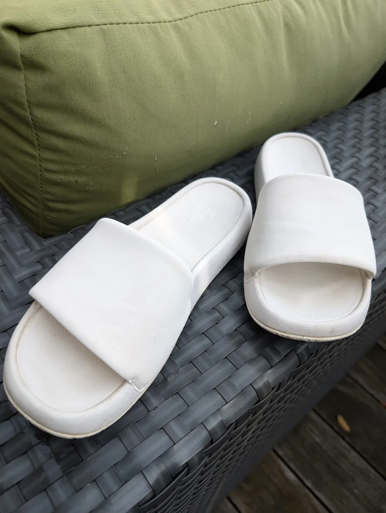 Lululemon Restfeel Slide Shoes thumbnail