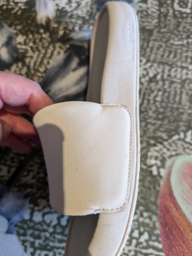 Lululemon Restfeel Slide Shoes image indicator(9)