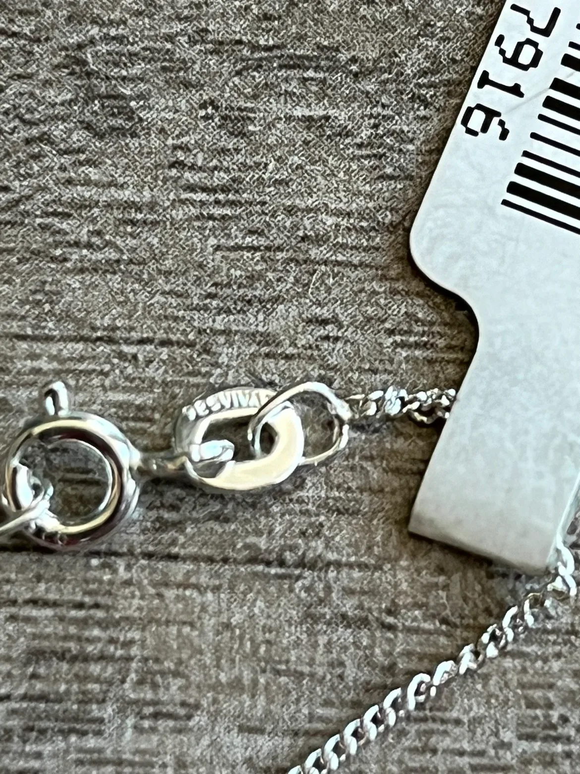 Brand new hand painted pumpkin on 925 chain image indicator(4)