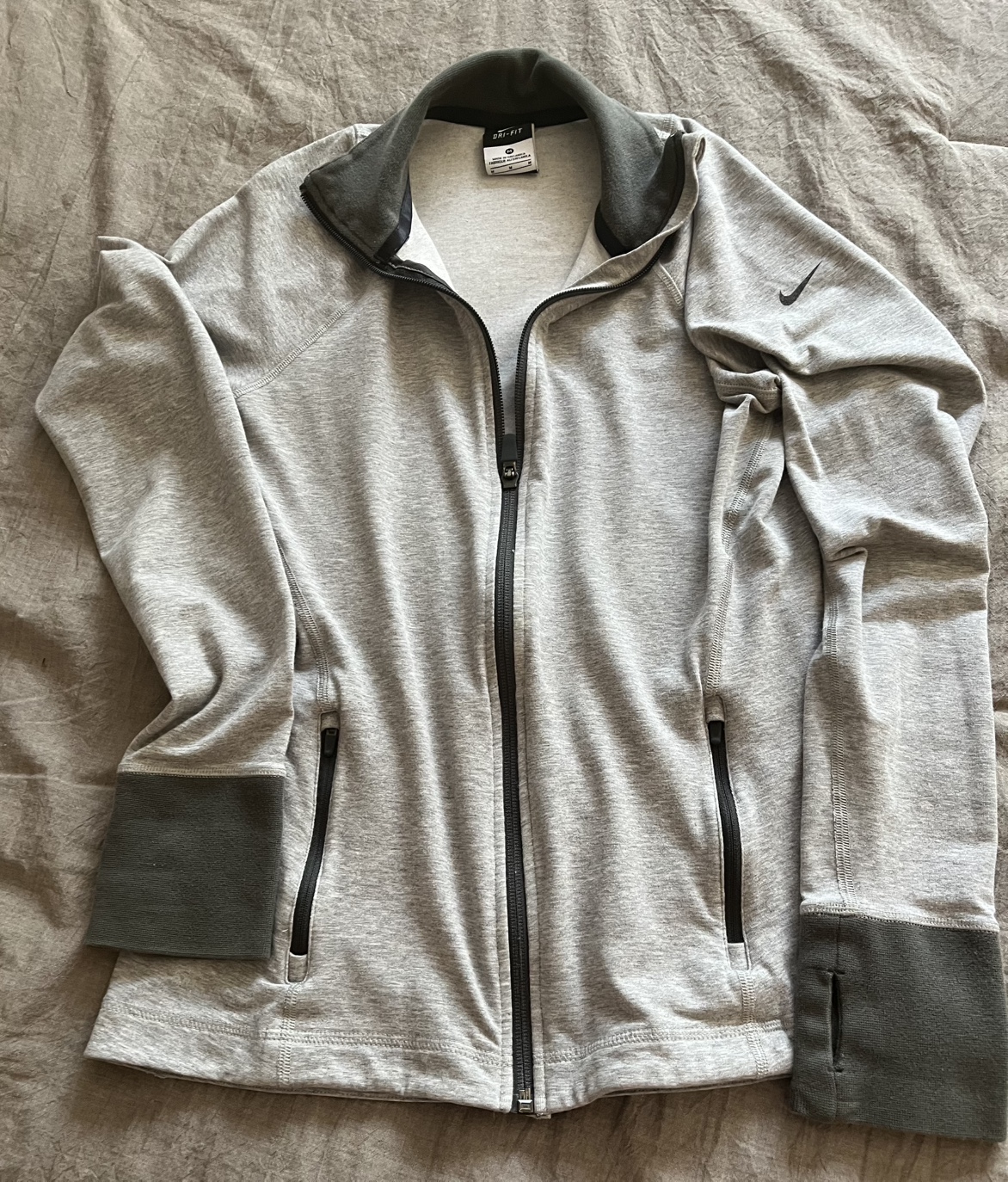 NIKE Women’s Dri-Fit Full Zip Light Sport Jacket