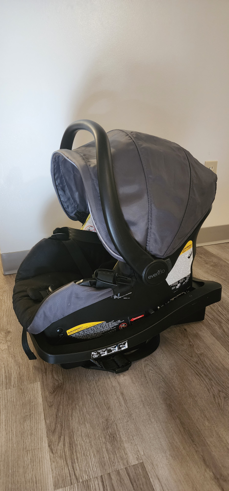 Evenflo LiteMax 35 Infant Car Seat