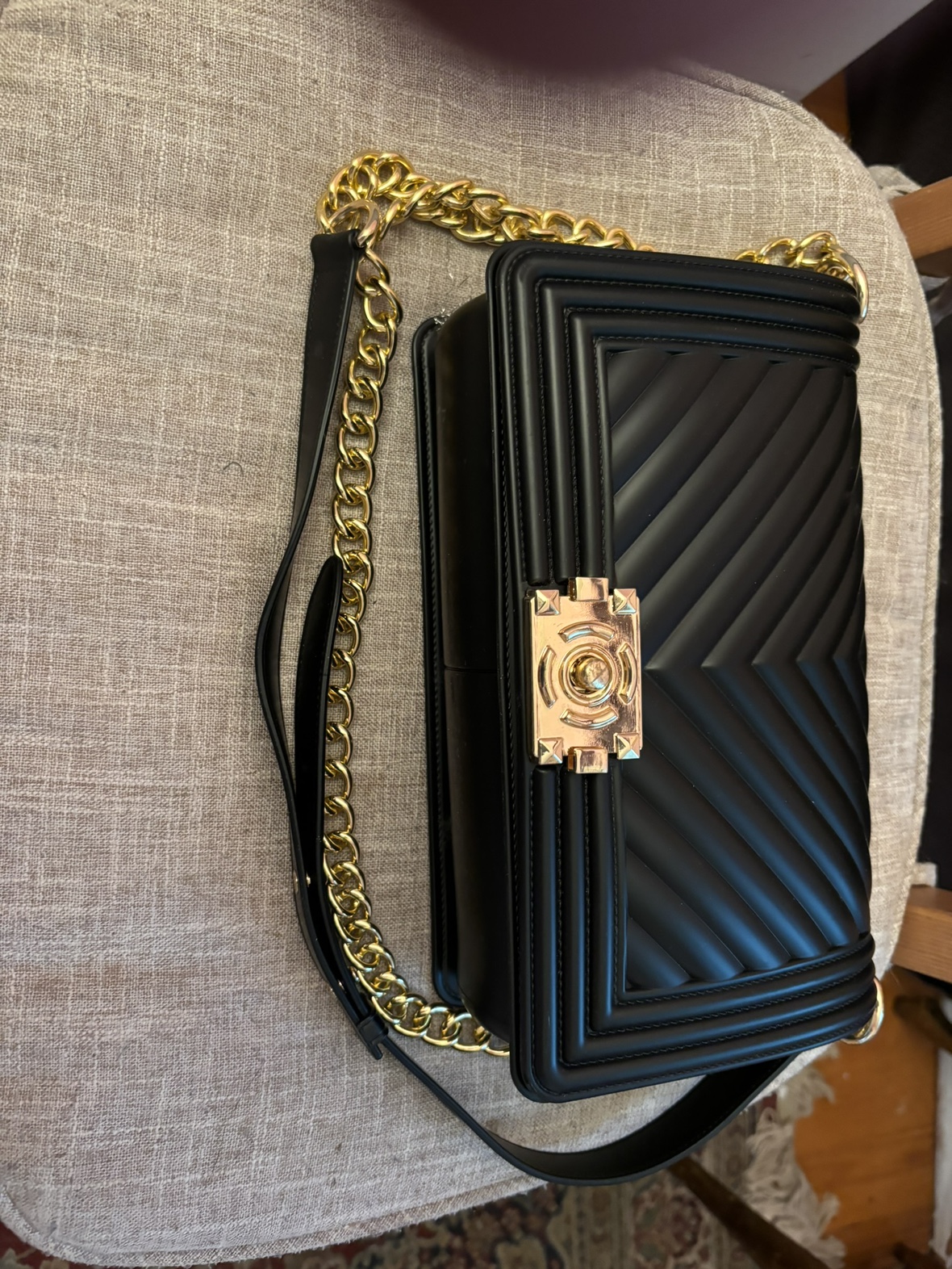 Chanel Black Quilted Chain Bag - photo 3