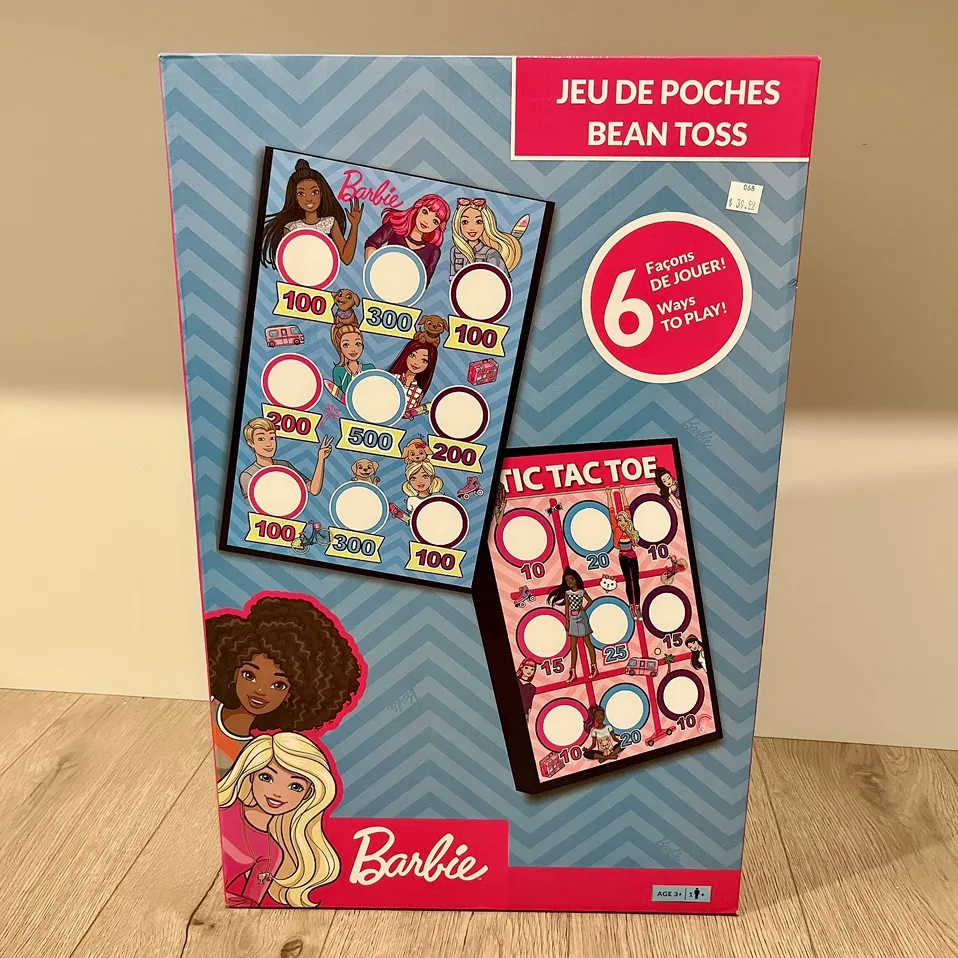 Barbie Bean Toss Game thumbnail