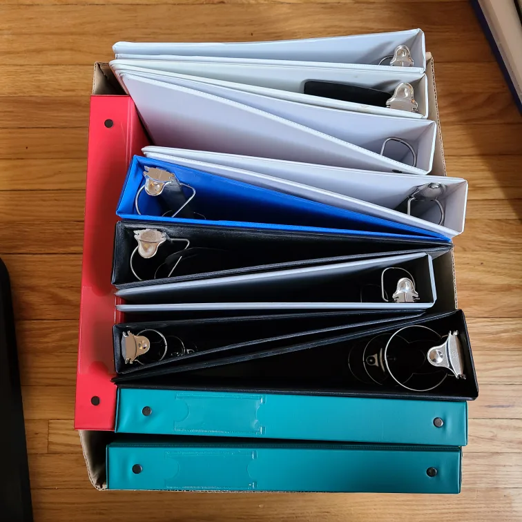 Binders (12) for $10! thumbnail