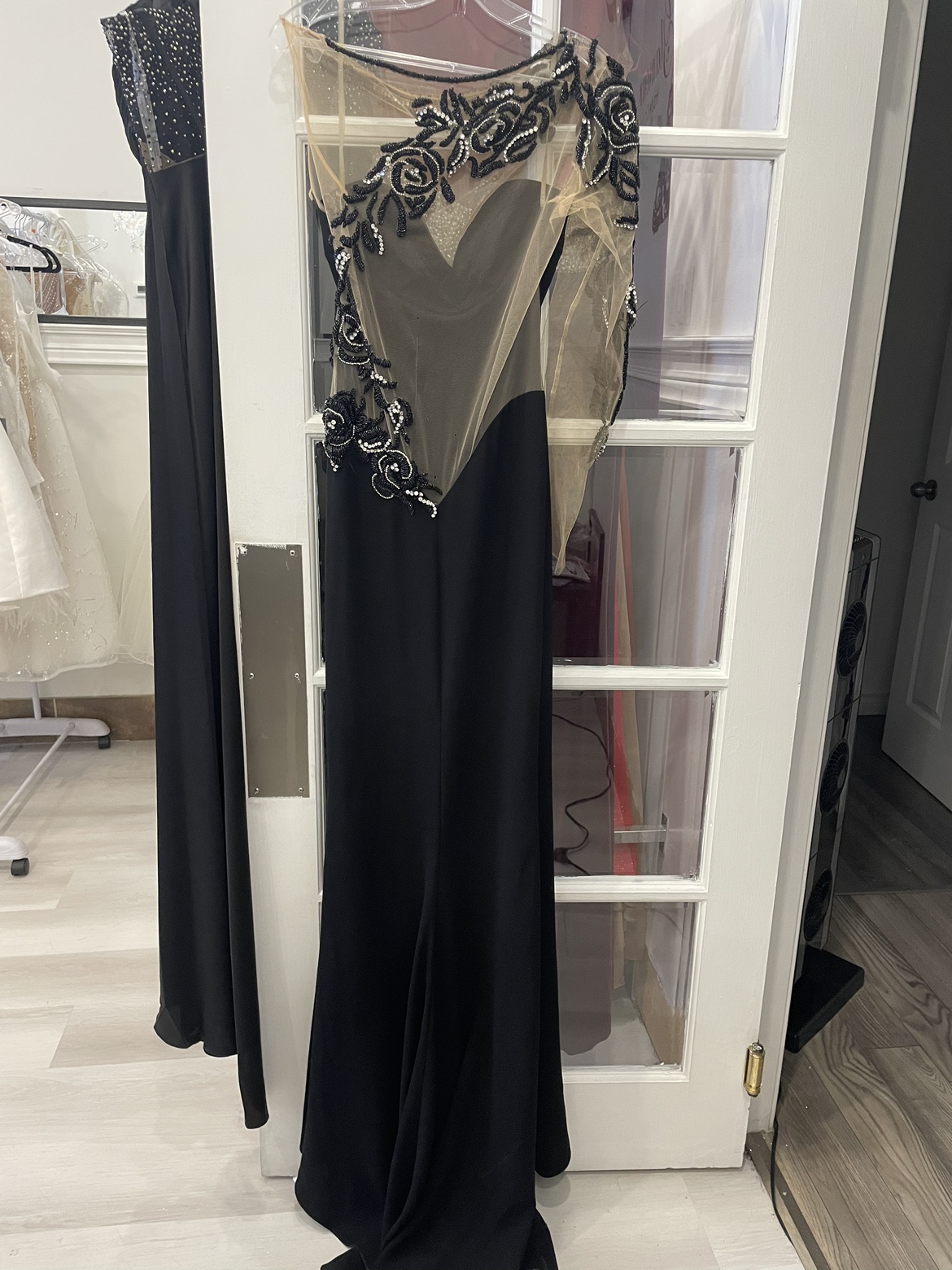 Black Formal Gown with Beaded Detail - photo 2