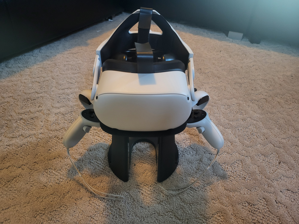 Oculus Quest 2 VR Headset with Stand