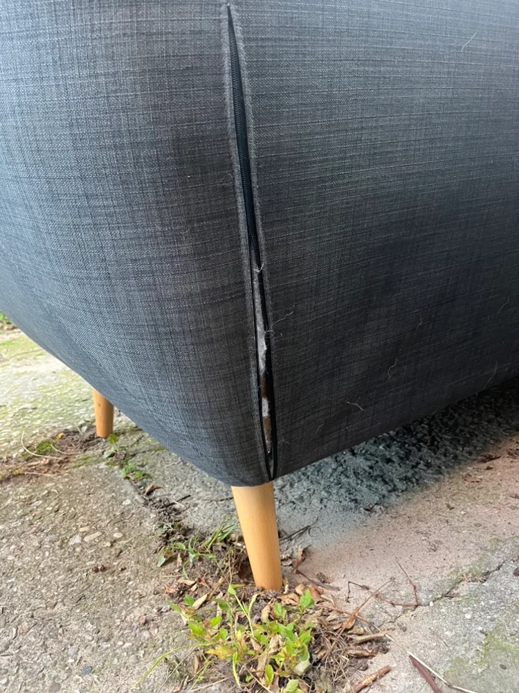 Grey Mid Century Modern Couch - Structube image indicator(4)