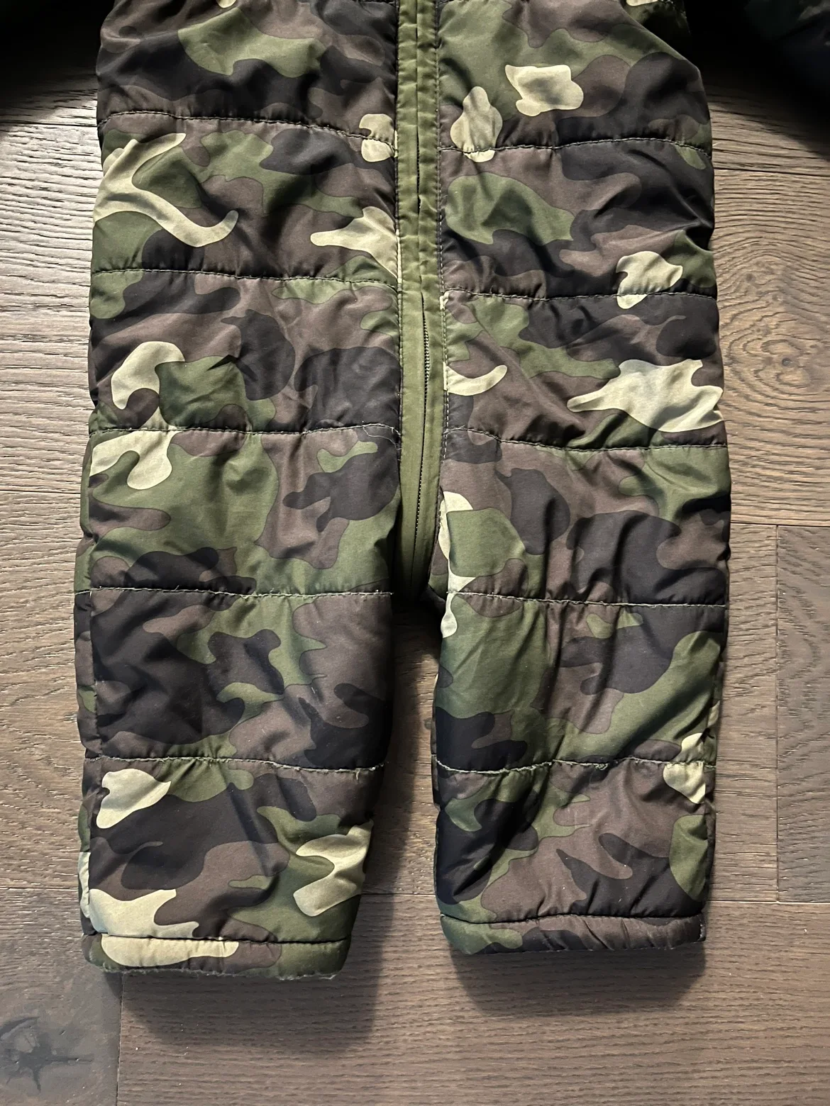 Old navy boys lightweight snowsuit 12-18M NWT ret $98 image indicator(3)