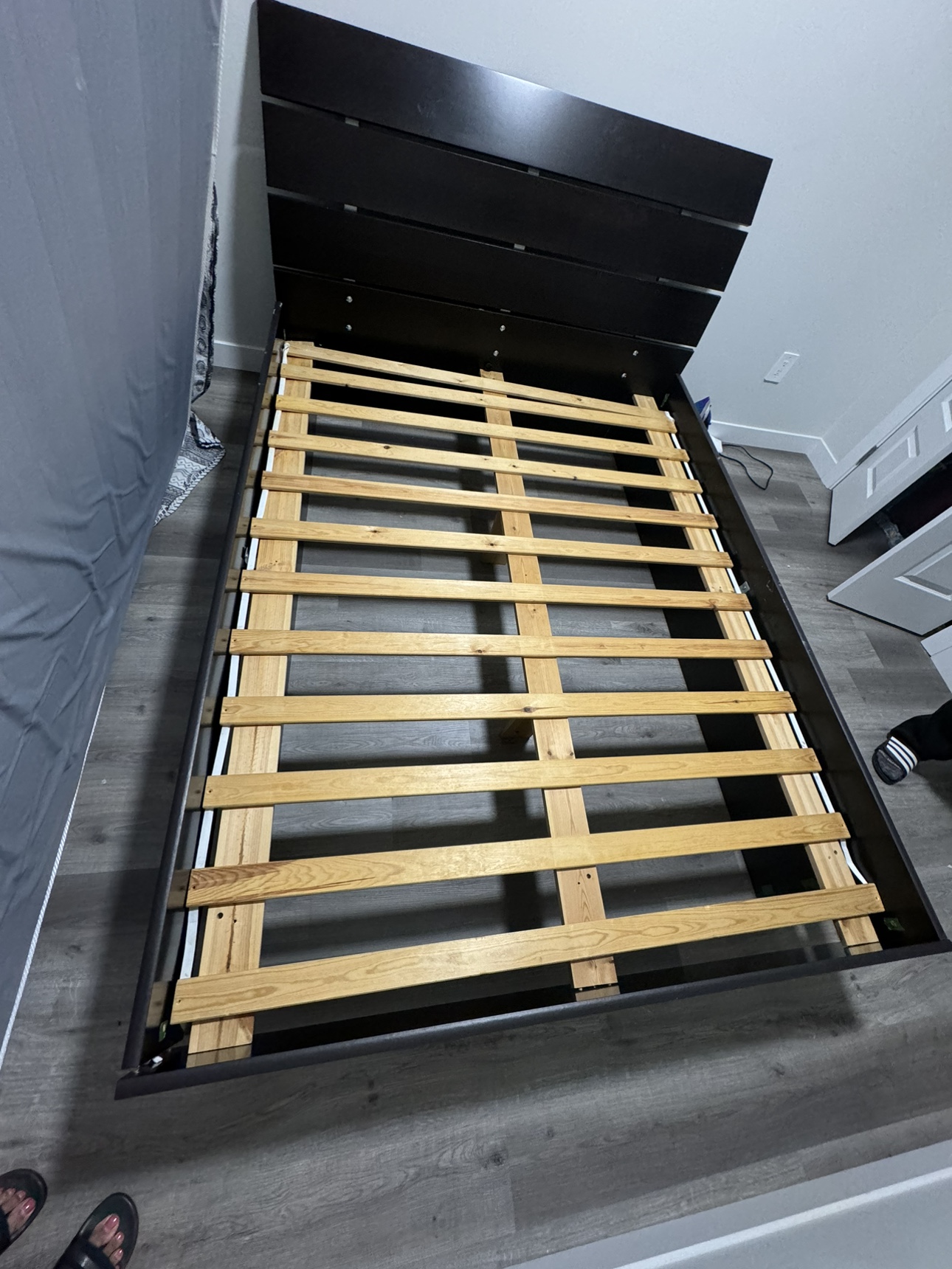 Bed frame - photo 2