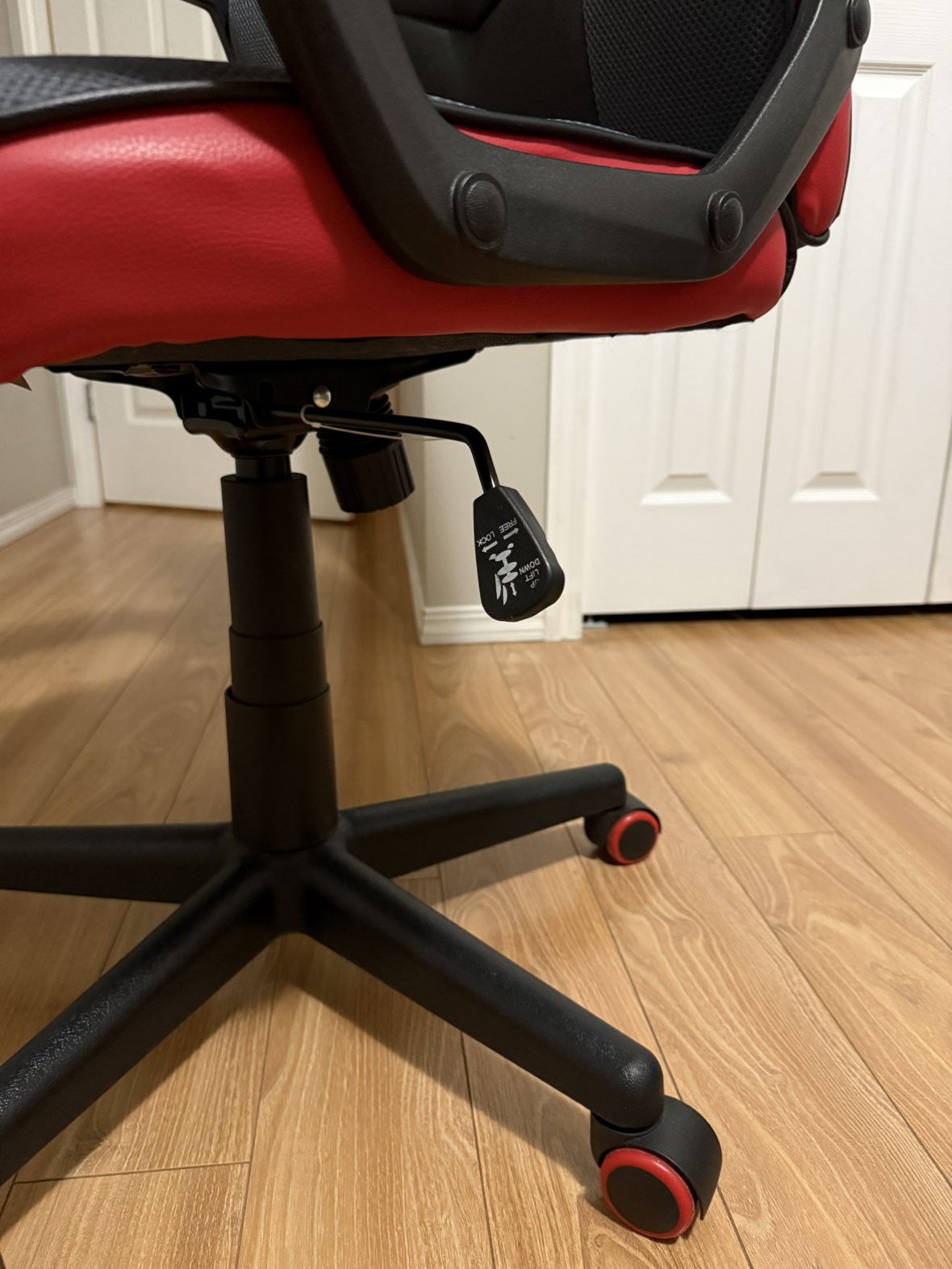 Gaming Chair - photo 3