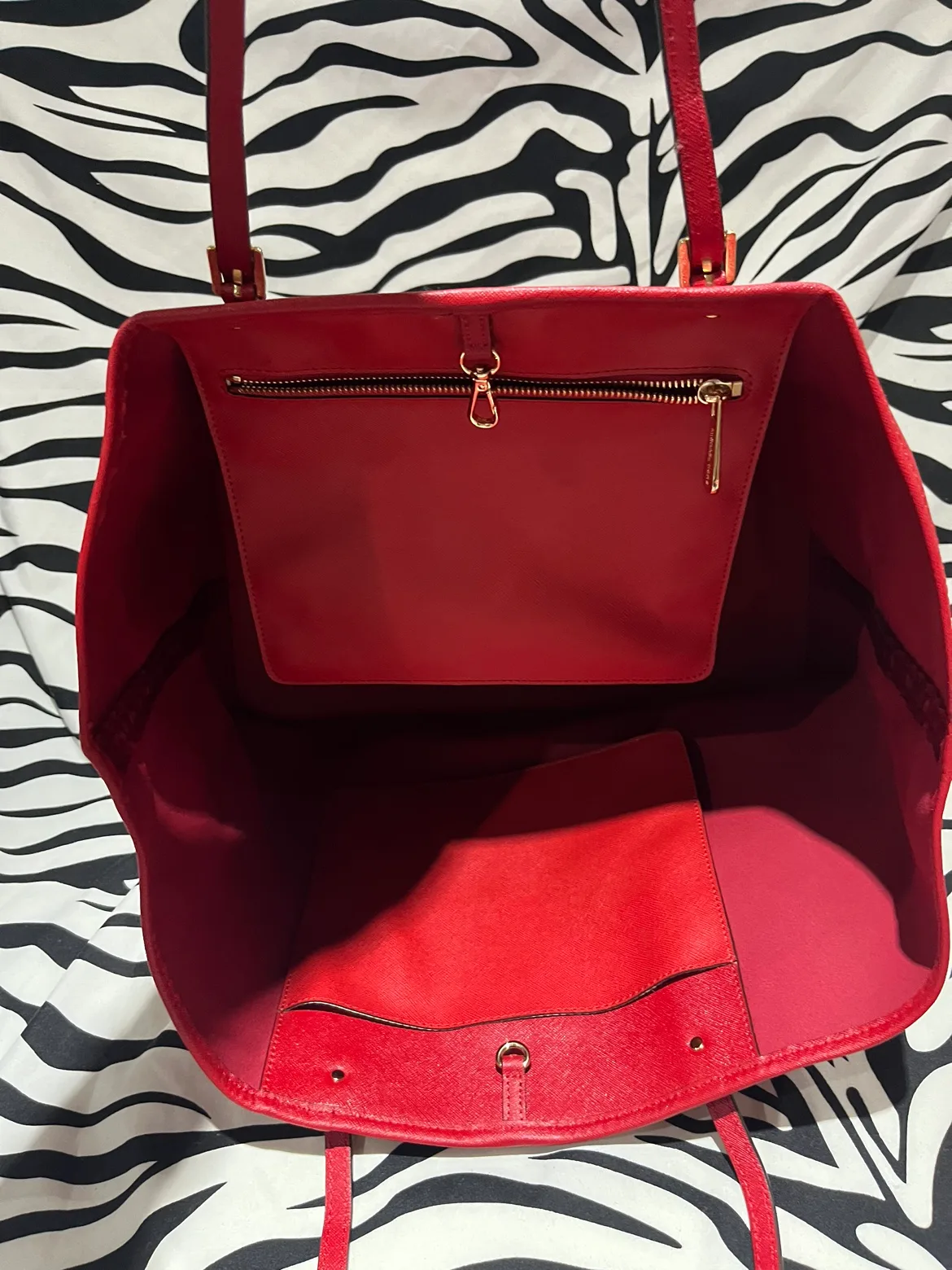 Large Red Michael Kors Tote Bag image indicator(8)
