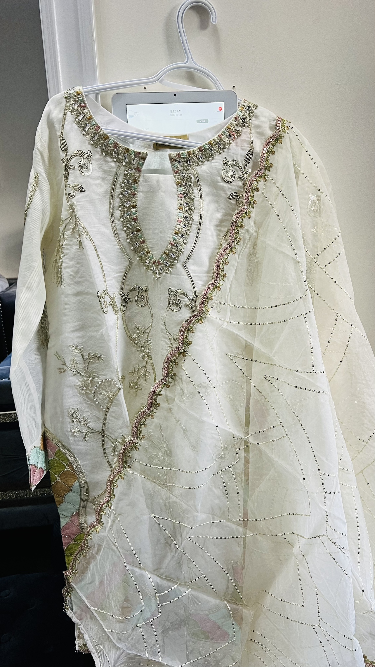3 pcs White Embroidered Kurta and Dupatta - photo 4