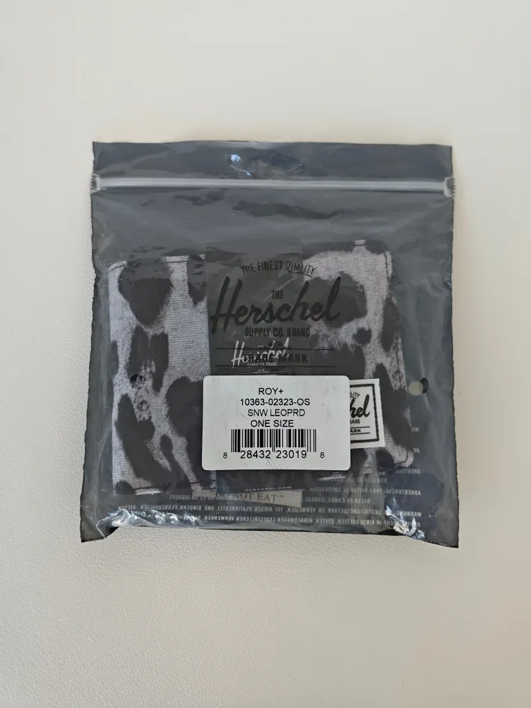 Herschel Bi-Fold Wallet - New image indicator(6)