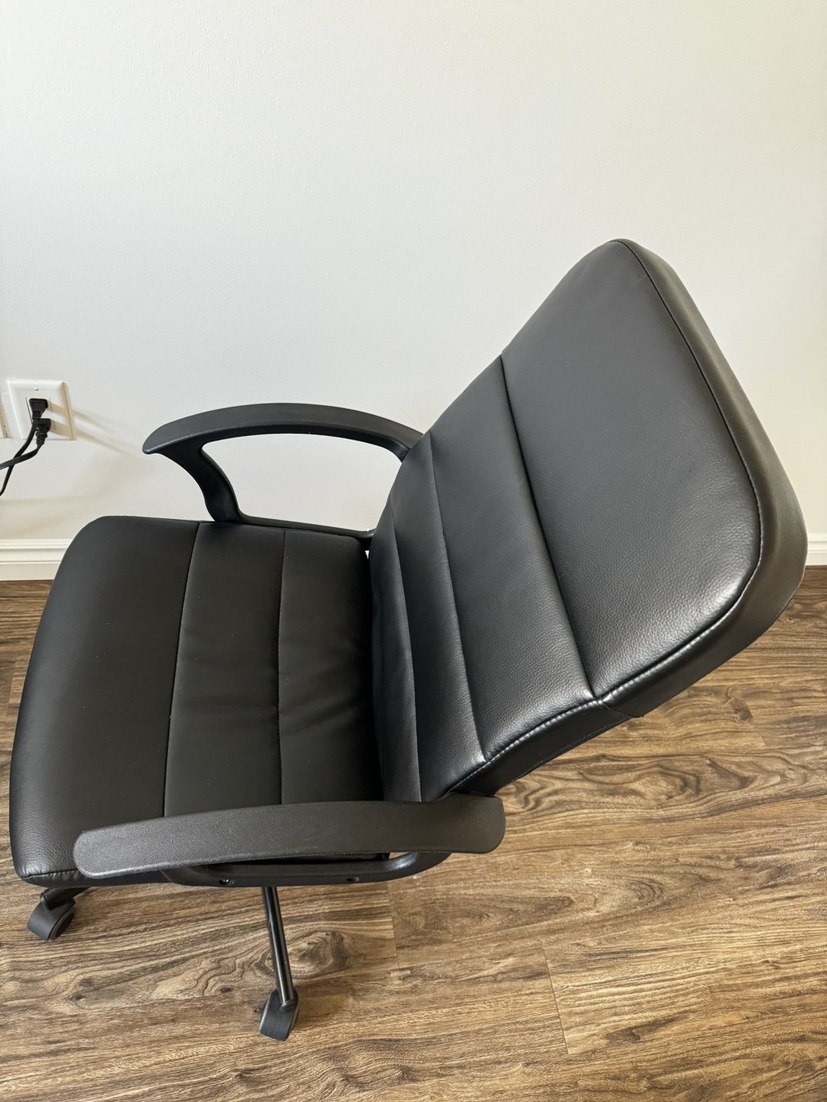 Office Chair - photo 4