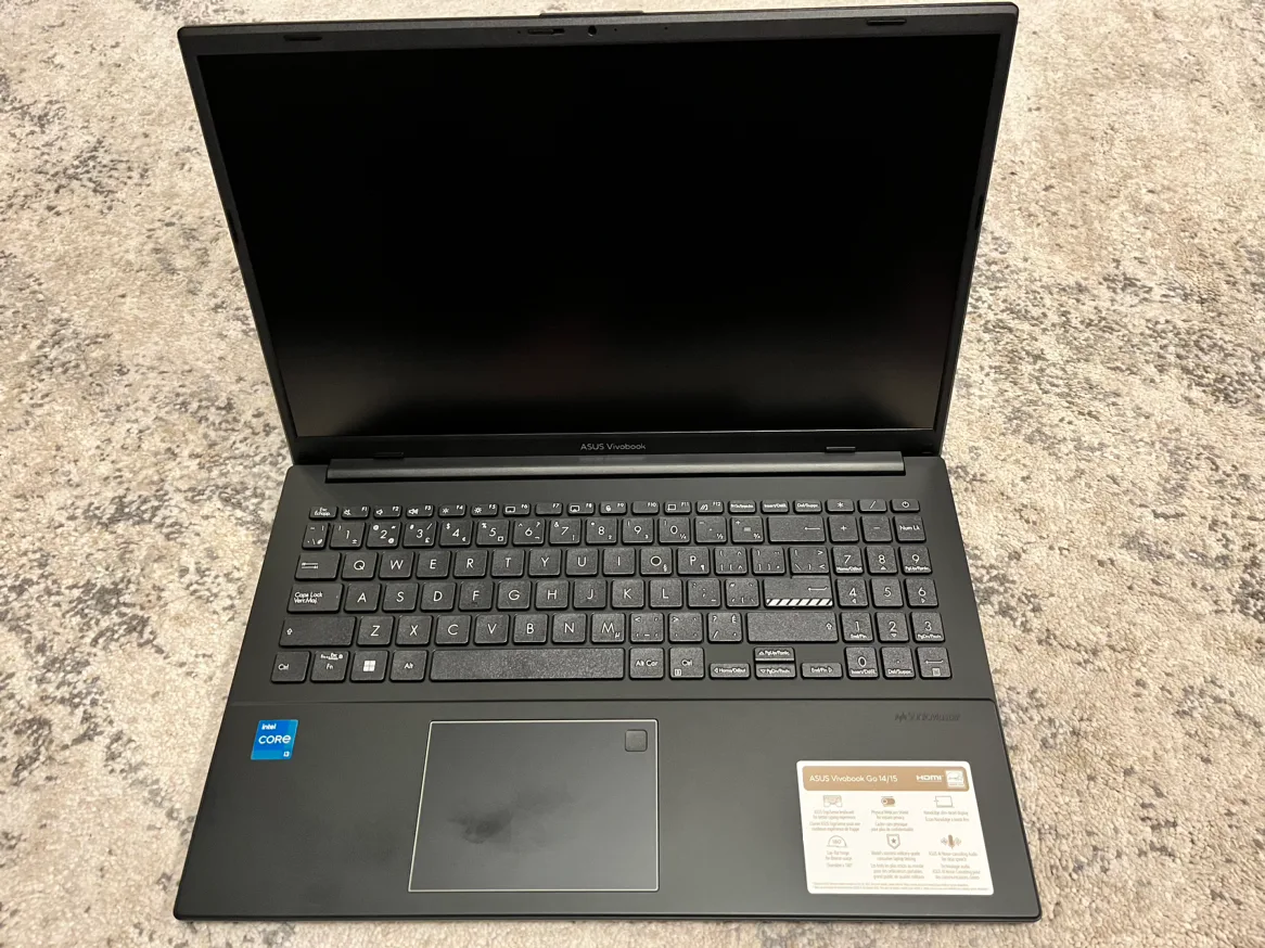 Asus laptop - brand new thumbnail