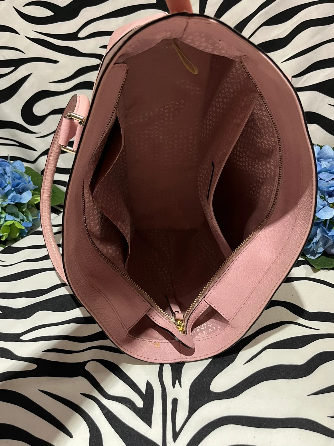 Kate Spade Large Pink Tote Bag/ Purse image indicator(4)