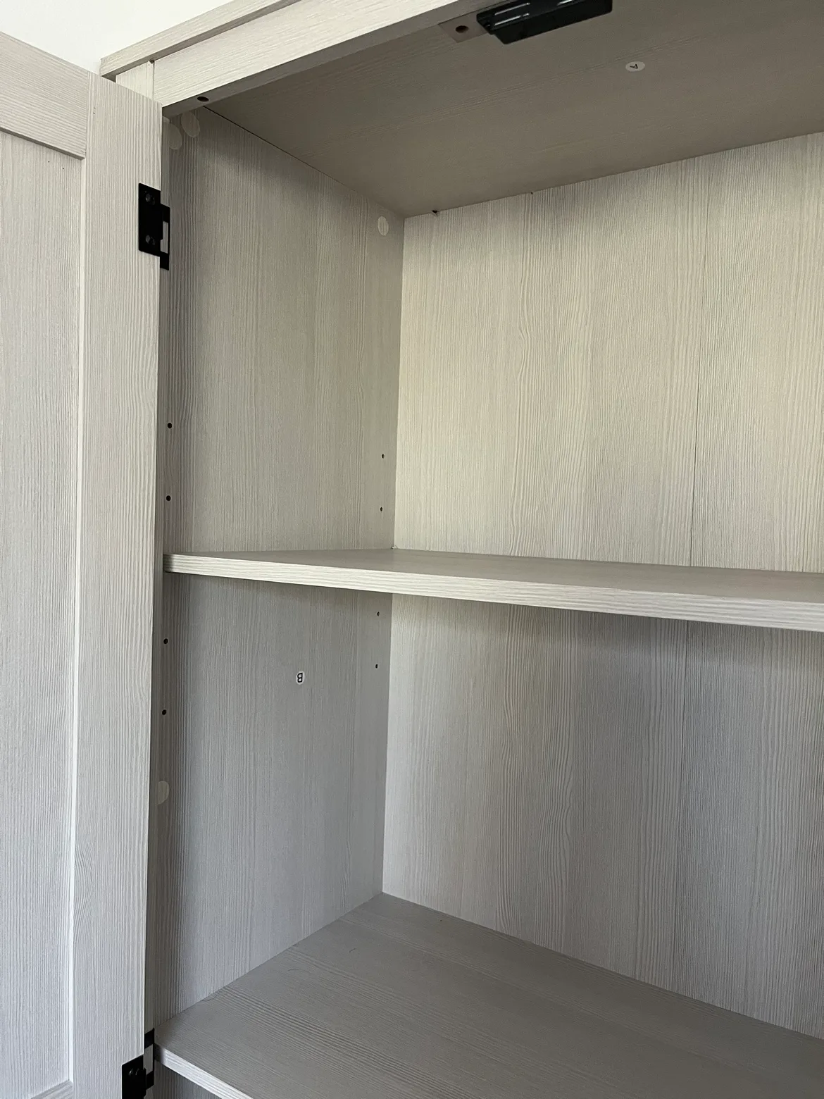 Ivory Pine Cabinet/Dresser (71.9'' H X 31.5'' W X 15.8'' D) image indicator(3)