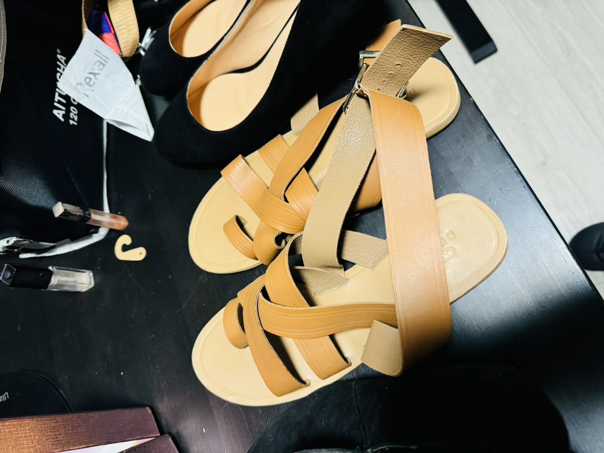 Women’s Shoes - photo 3