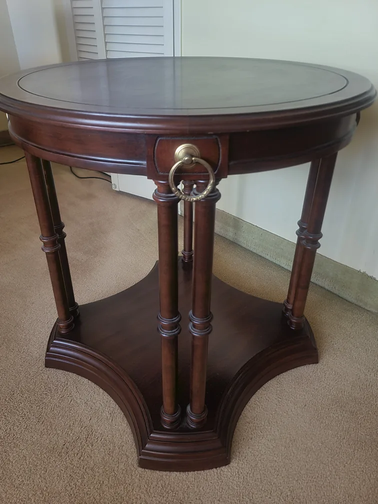 Classic round end table. image indicator(2)