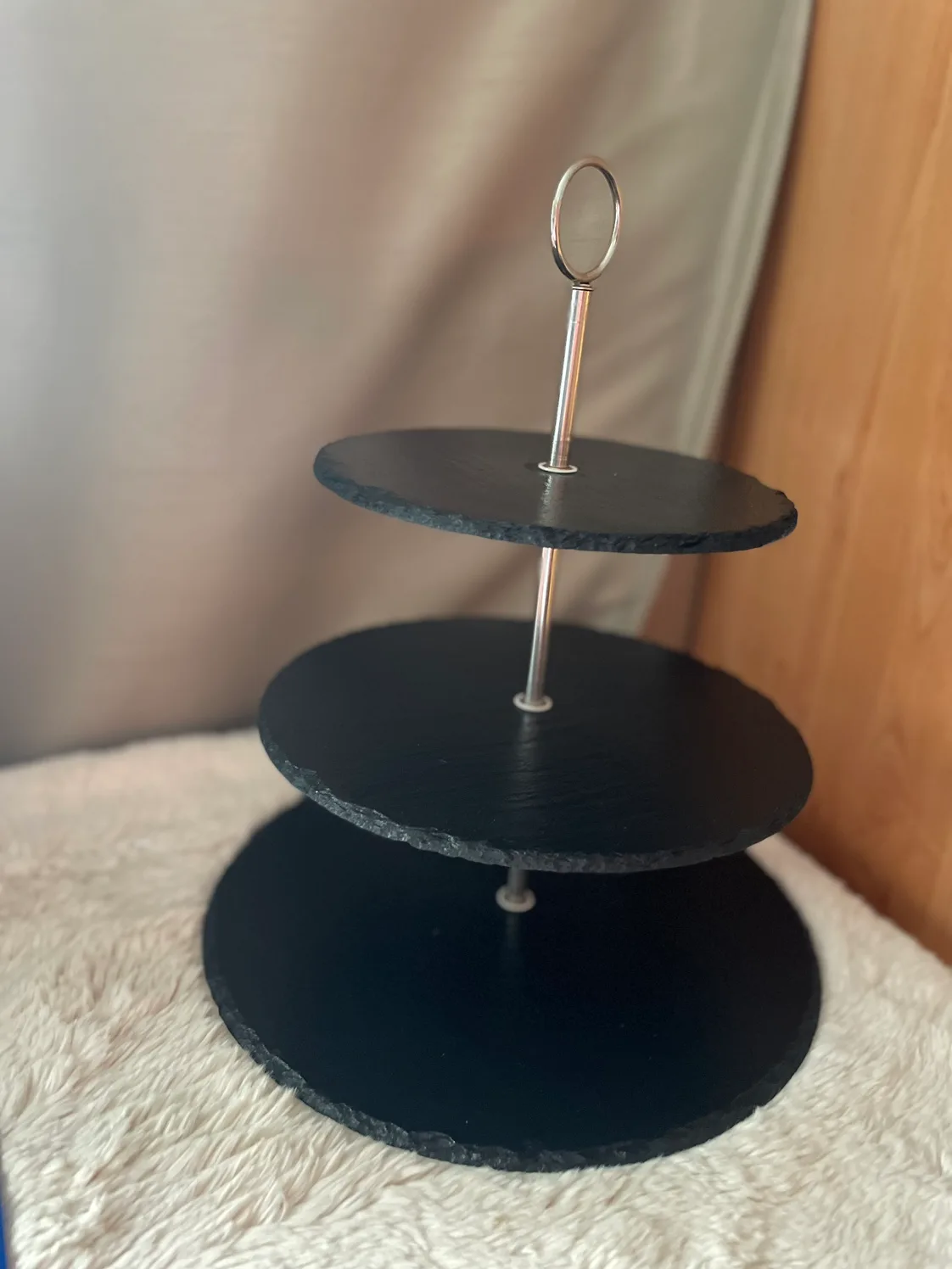 Three Tier Dessert Stand thumbnail