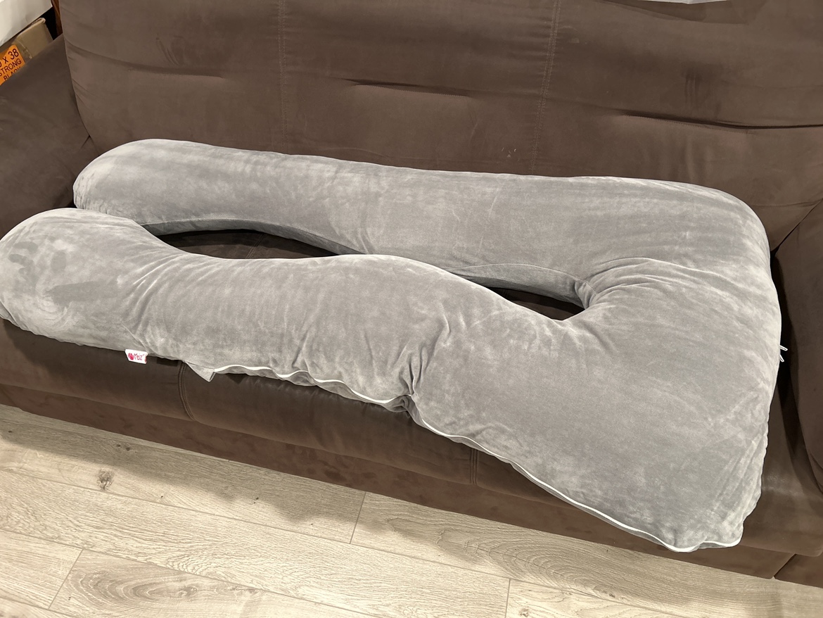Pregnancy Pillow - photo 2