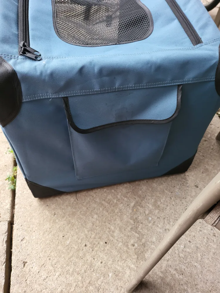 Pet Carrier/Dog Crate image indicator(3)