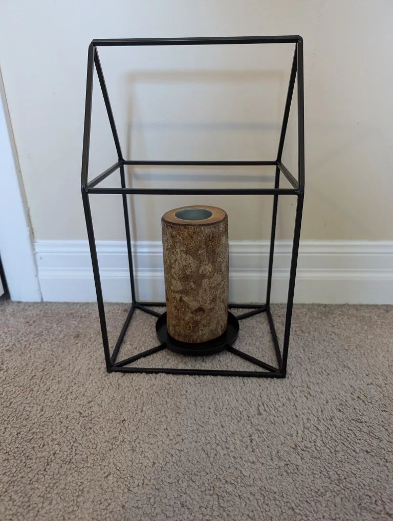 Black Metal Candle Holder image indicator(2)