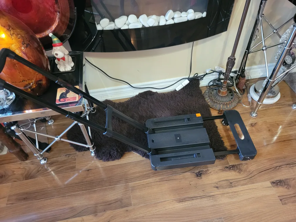 Folding Hand Truck 440lb Compacity image indicator(2)