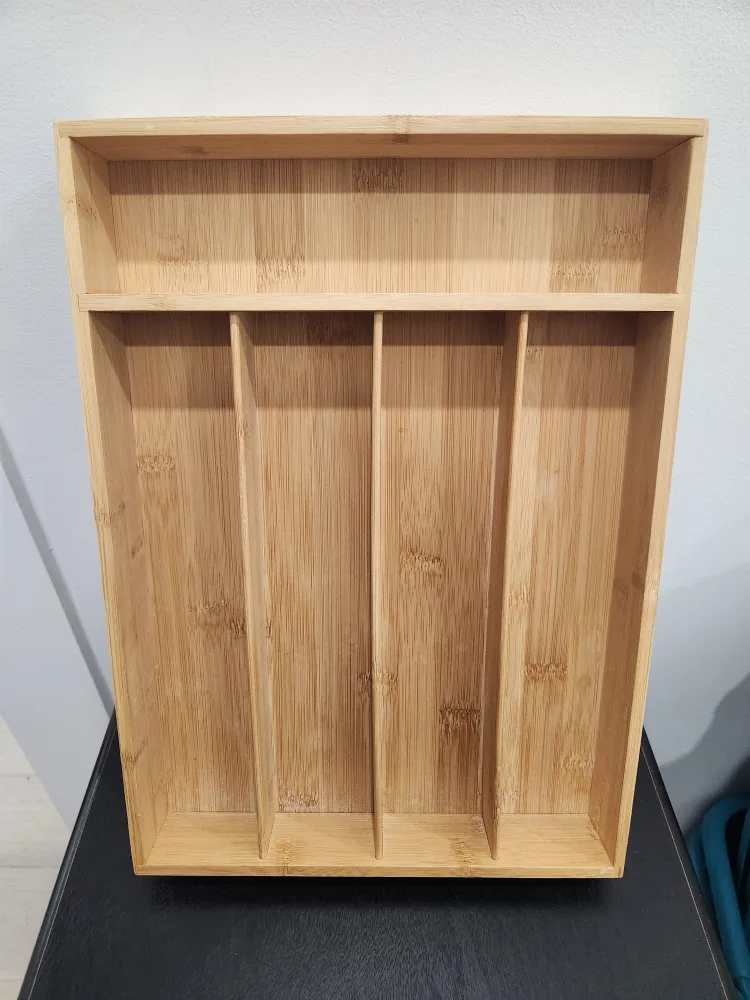 Bamboo Utensil Organizer thumbnail