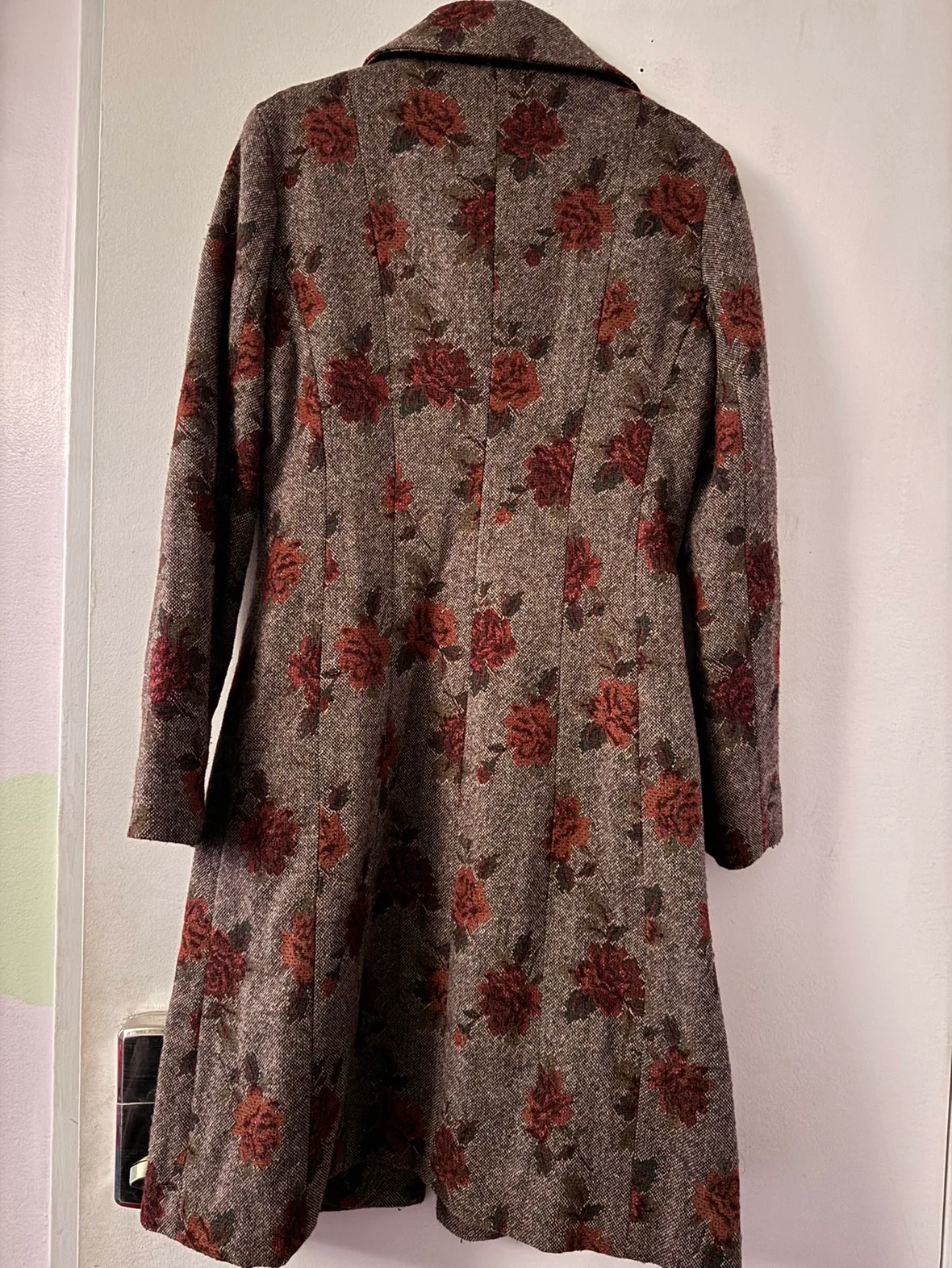 Floral Patterned Long Coat image indicator(2)