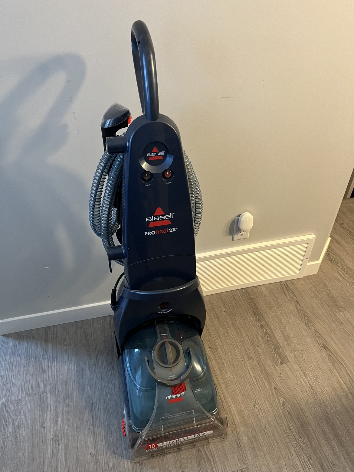 Carpet cleaner