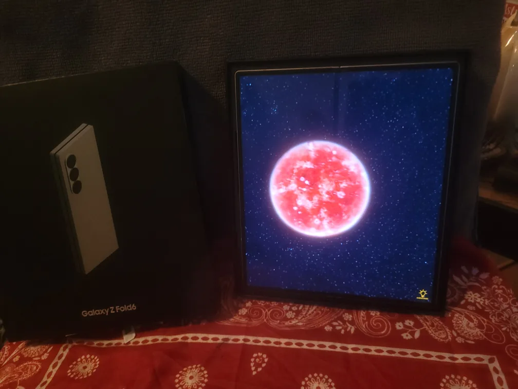 Samsung Galaxy Z Fold 6 image indicator(10)