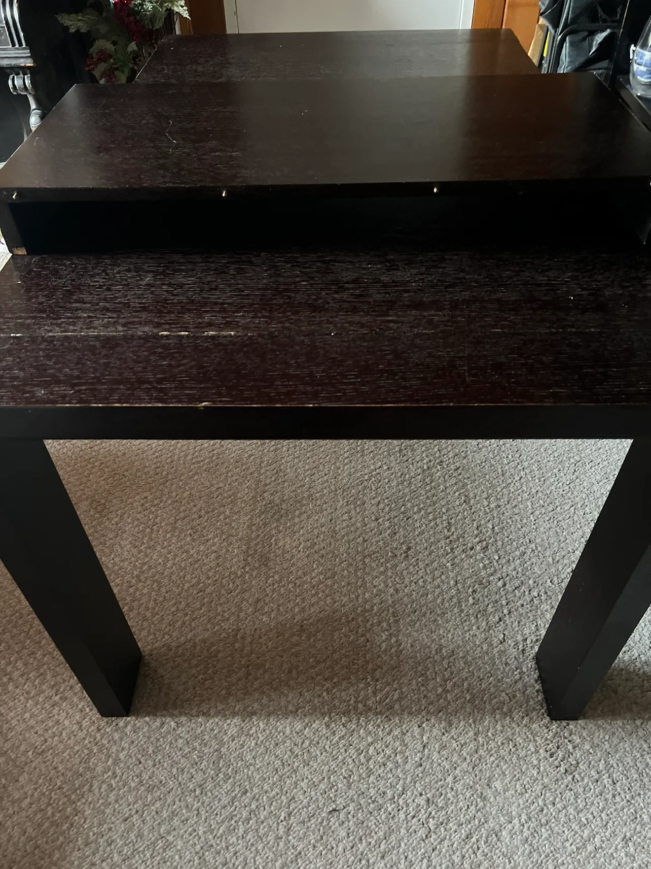 Dining Table image indicator(3)