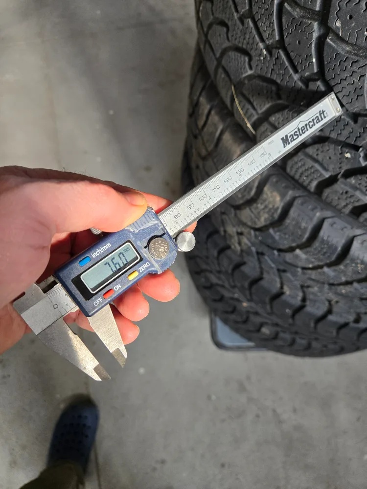 Set of 4 Winterclaw Winter Tires & Steel Rims image indicator(4)