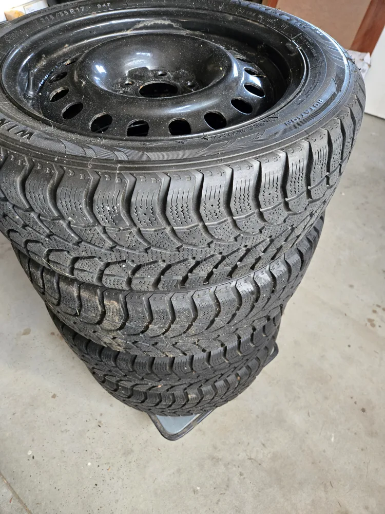 Set of 4 Winterclaw Winter Tires & Steel Rims image indicator(5)