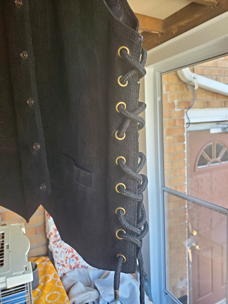 Men's Leather Vest with Skull Patch - photo 2