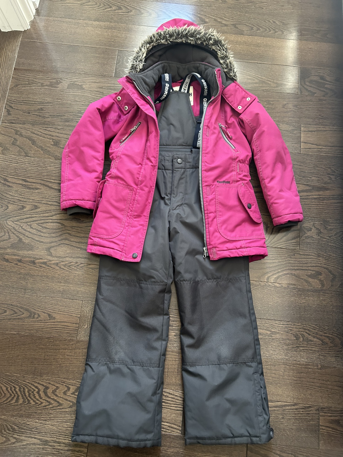 OshKosh B'gosh Girl Snowsuit Size 8