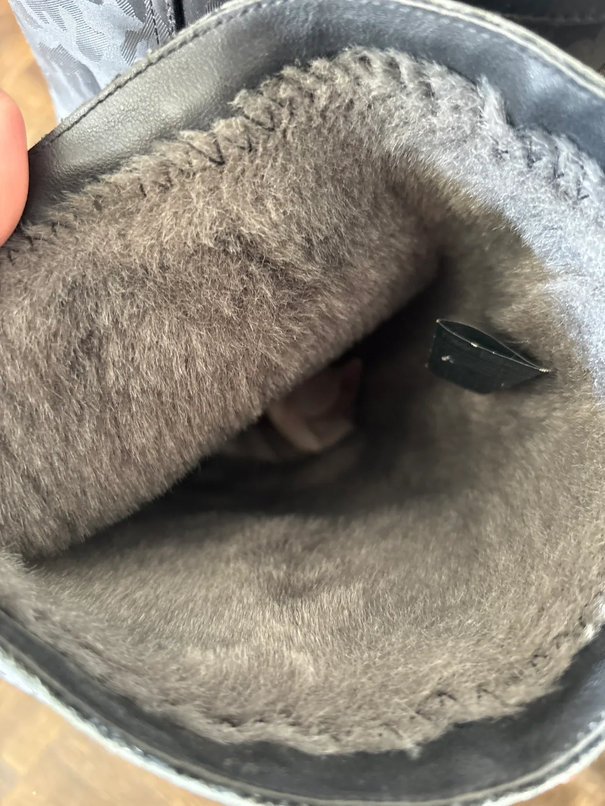 Tommy Hilfiger black  Rain and winter Boots image indicator(3)