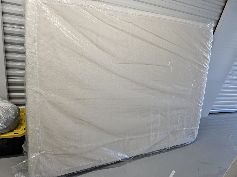 Queen Size Mattress - photo 3
